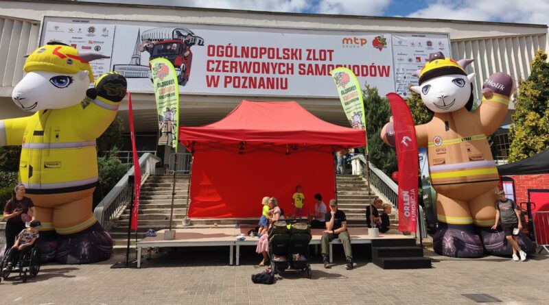 Zlot Czerwonych Samochodów już za nami